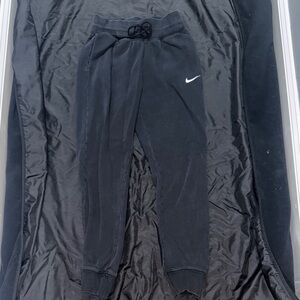 Women’s Black Nike high waisted jogger